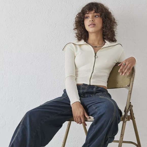 BDG Tops - BDG Urban Outfitters Cream Ribbed Zip Up Sweater Y2K Cropped Top Size Large